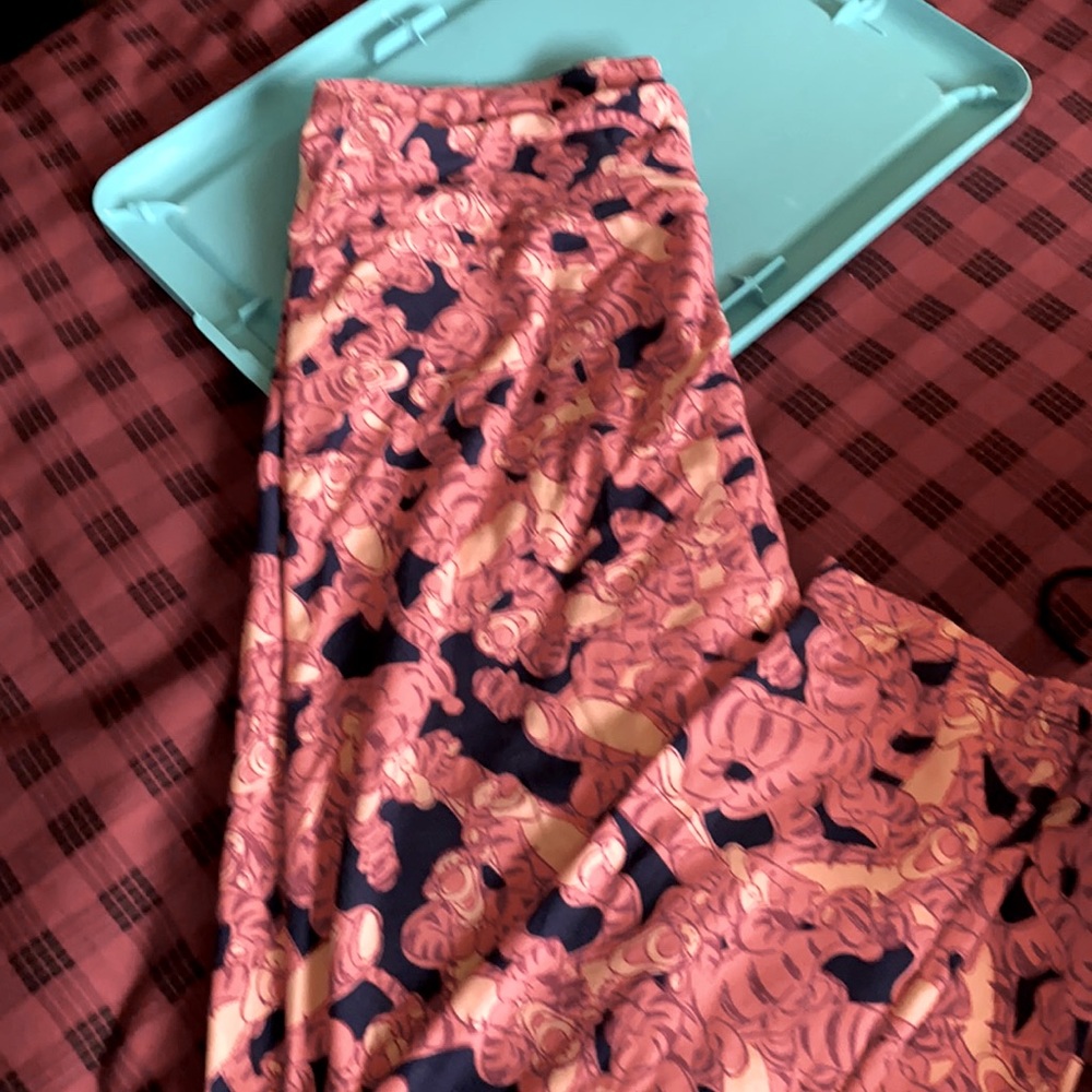 LulaRoe Disney Tigger Leggings T/C